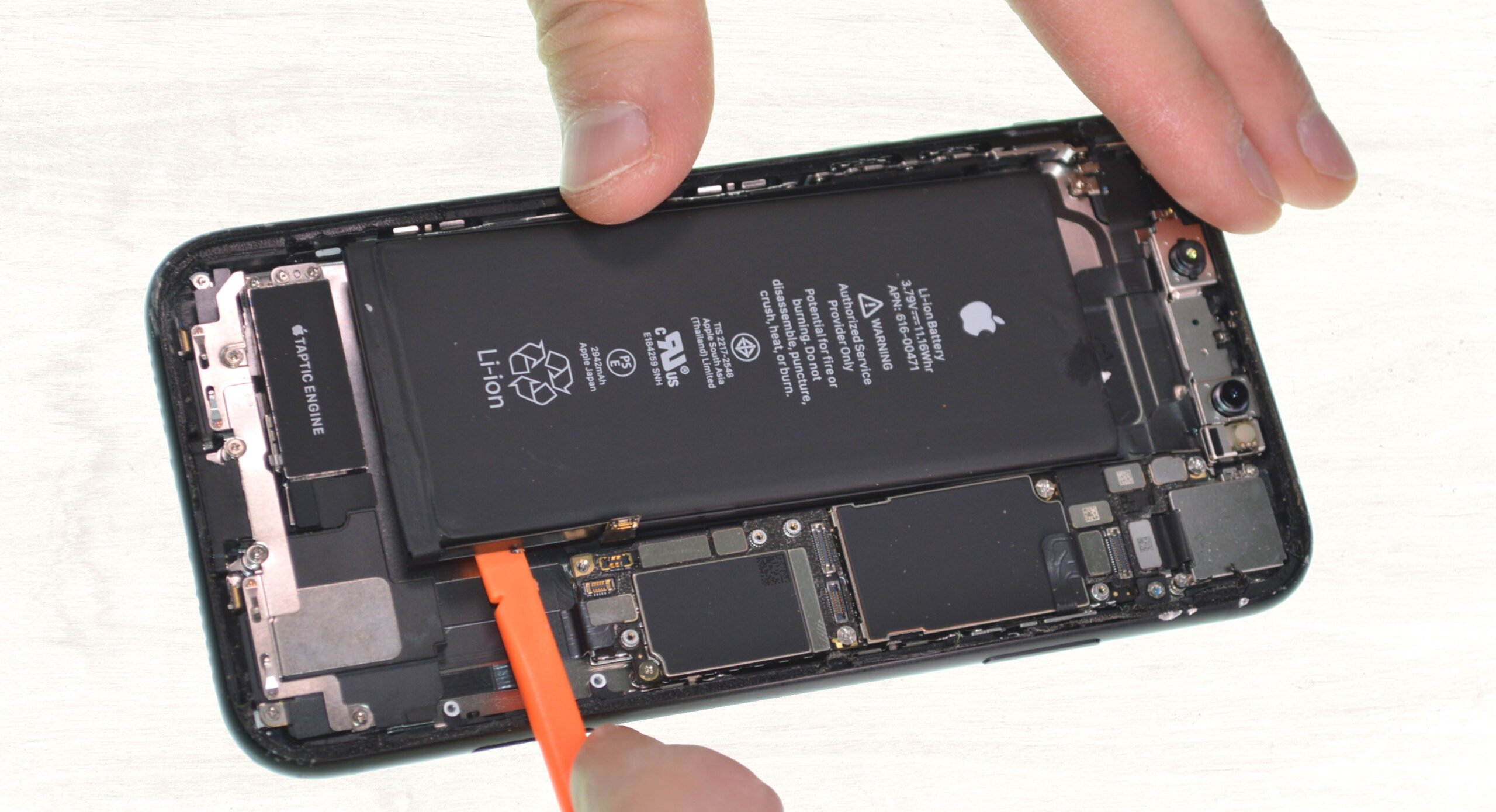 Tarifs réparation iPhone XR - Remplacement Écran & Batterie