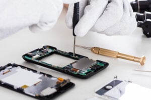 Réparation de smartphones - europe droit à la réparation